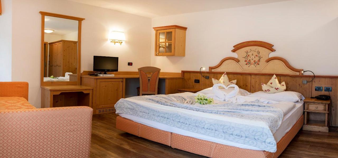 Nature Wellness Hotel Renato Vigo di Fassa Luaran gambar