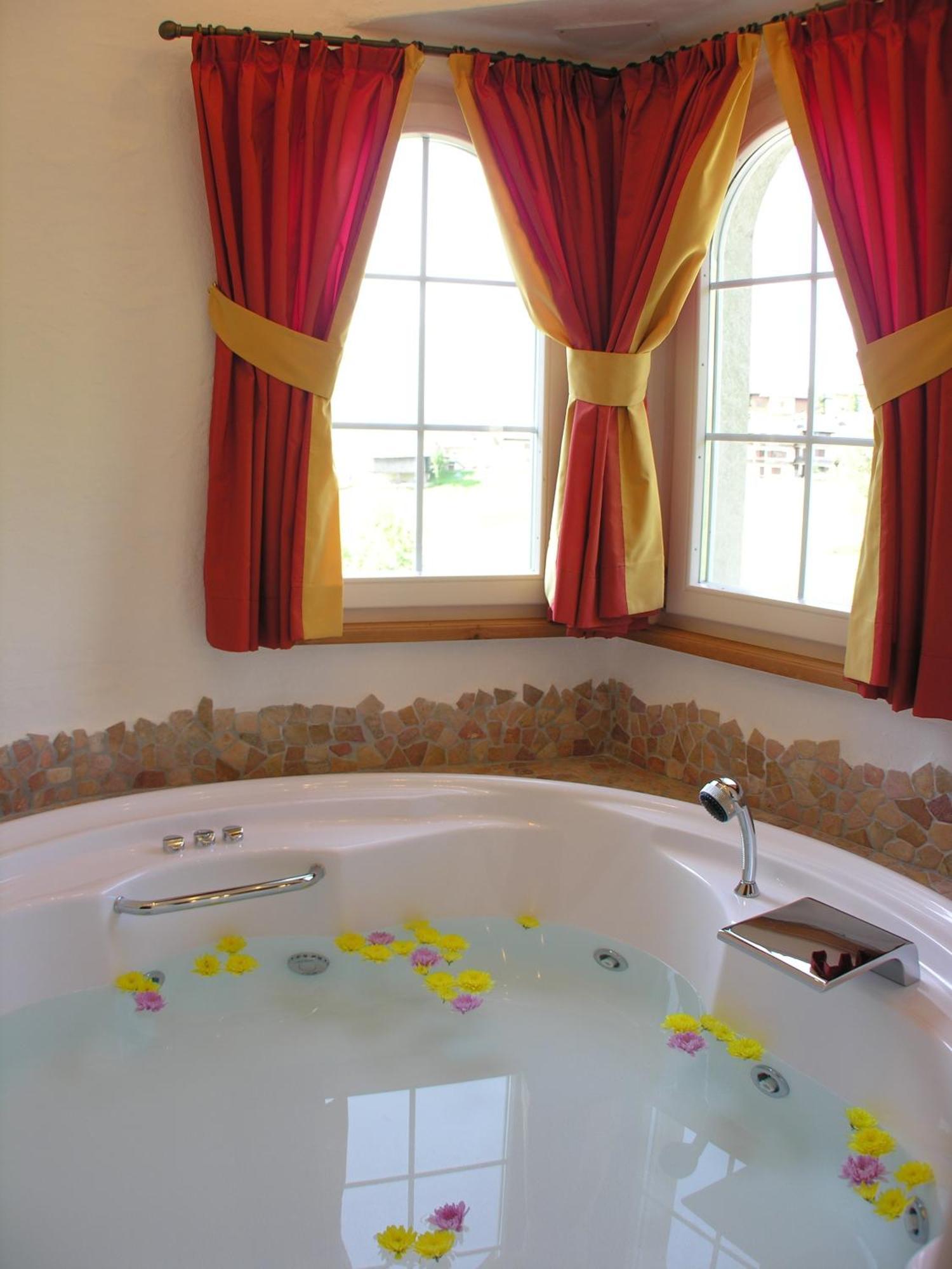 Nature Wellness Hotel Renato Vigo di Fassa Bilik gambar